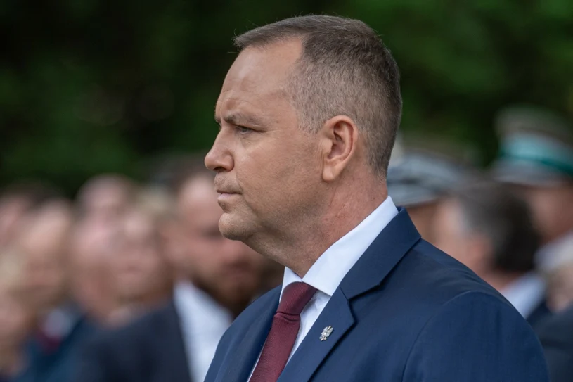 Nawrocki przesadza z wetami? Prezydent "balansuje na linie"