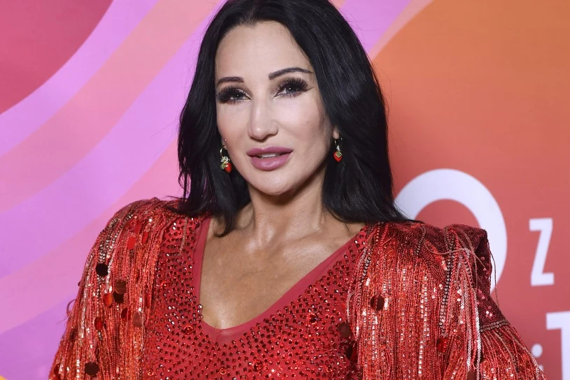 Przed koncertami postawiła na metamorfozę! "Musimy podfarbować, bo 50+"