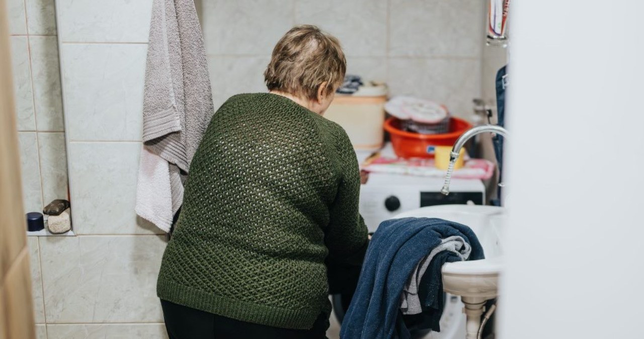 Nie rób tego nocą, bo przyciąga pecha. Moja babcia też przed tym ostrzegała