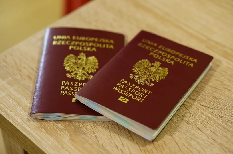 Atak hakerski na portal turystyczny. Wykradziono dane paszportowe Polaków