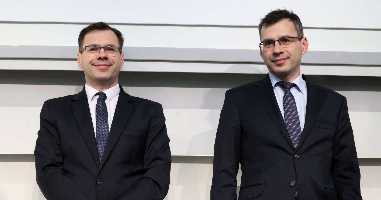 Bracia Karnowscy starli się w sieci. "Ostrzegałem"