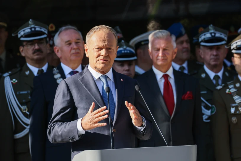 Tusk o projekcie wojska. "Aby nikt nie ośmielił się zaatakować"