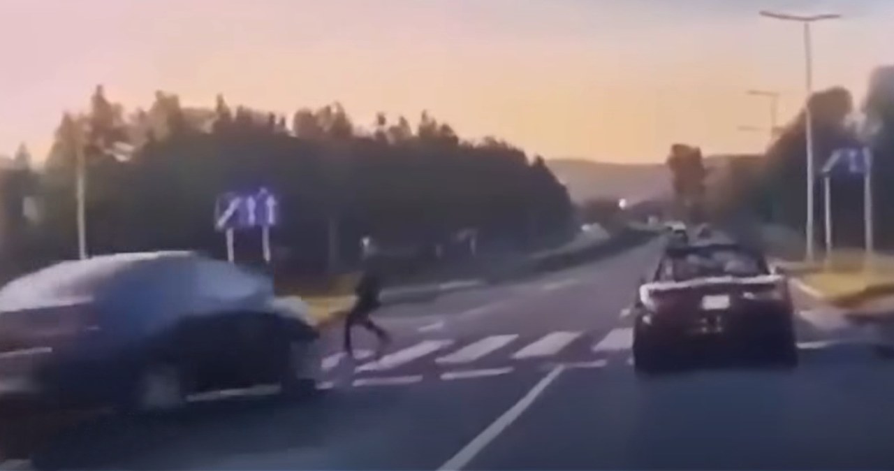 Jechał 120 km/h, uczestniczył w nielegalnym wyścigu? Są zarzuty dla kierowcy