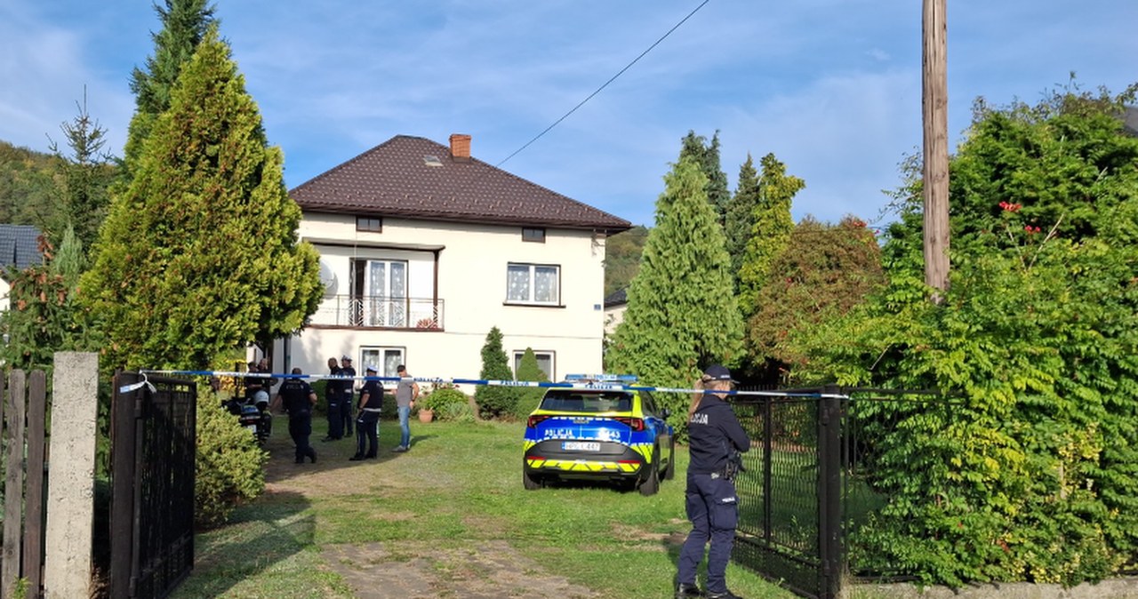 Zagórze. Koniec obławy. 49-latek podejrzany o zabójstwo w rękach policji Zagórze. Koniec obławy. 49-latek podejrzany o zabójstwo w rękach policji