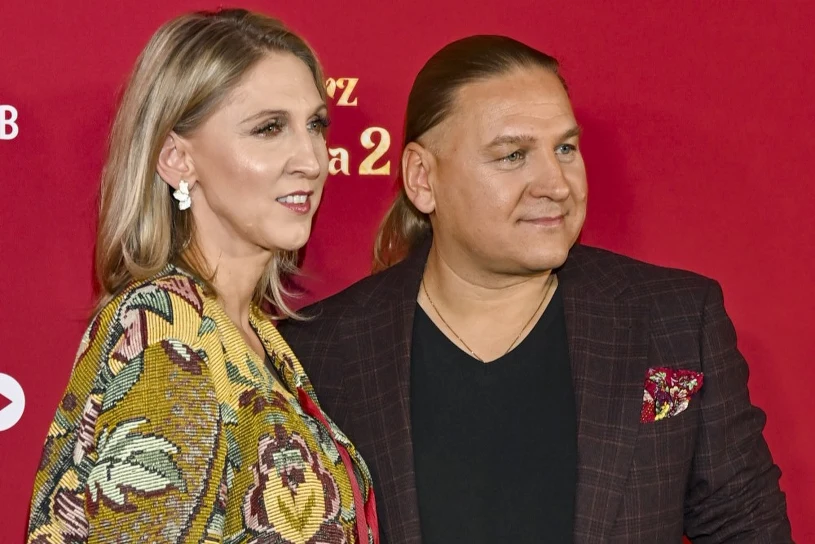 Pokazali ślubne nagranie sprzed 25 lat! "Myślałam, iż to Celine Dion!"