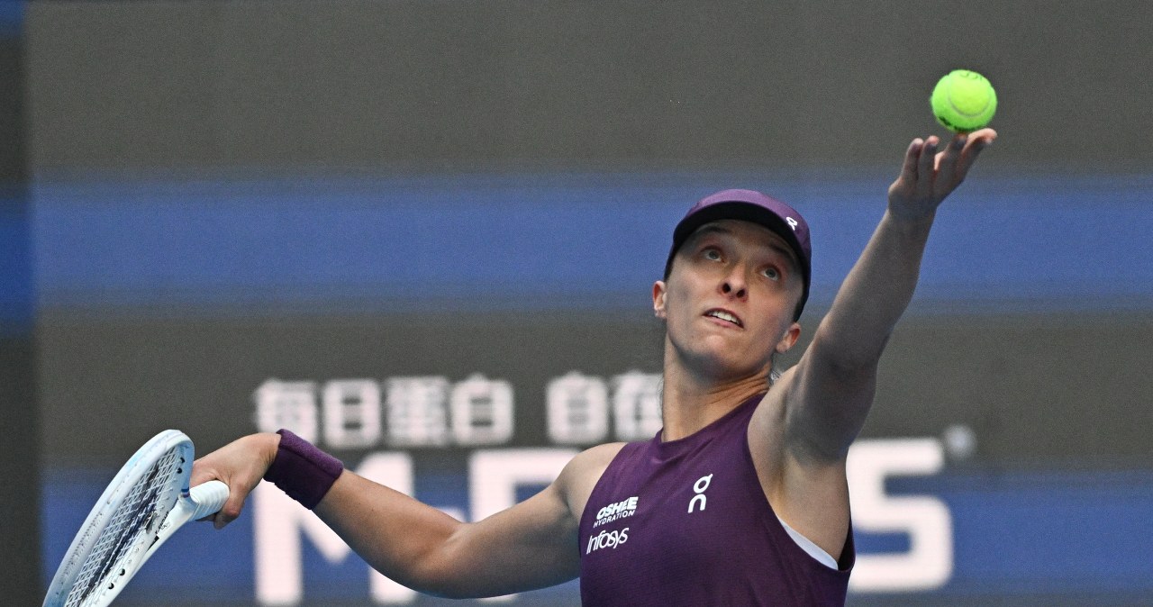 Kiedy Iga Świątek gra z Elise Mertens? O której? WTA Pekin [TRANSMISJA]