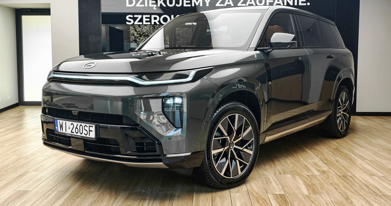 GAC GS7 PHEV wchodzi do Polski. AWD, 496 KM i cena poniżej 200 tys. zł