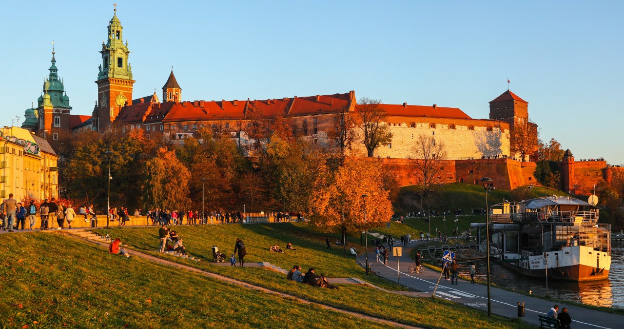 Te zamki w listopadzie zwiedzisz za darmo. Zaplanuj jesienną wycieczkę
