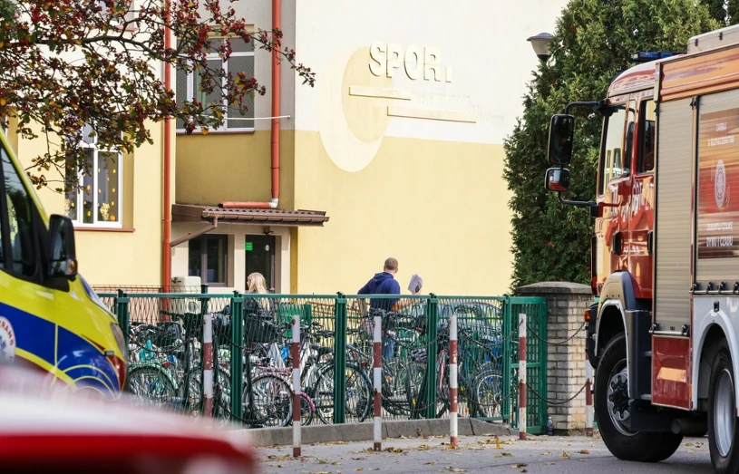 Fala przemocy w polskich szkołach. Ekspert radzi, jak rozmawiać z dziećmi