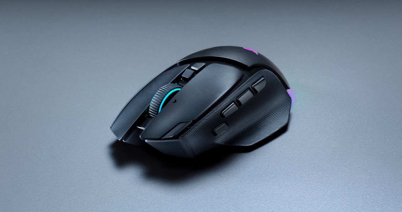 Razer Basilisk V4 Pro debiutuje wraz ze stacją ładującą Mouse Dock V2 Pro