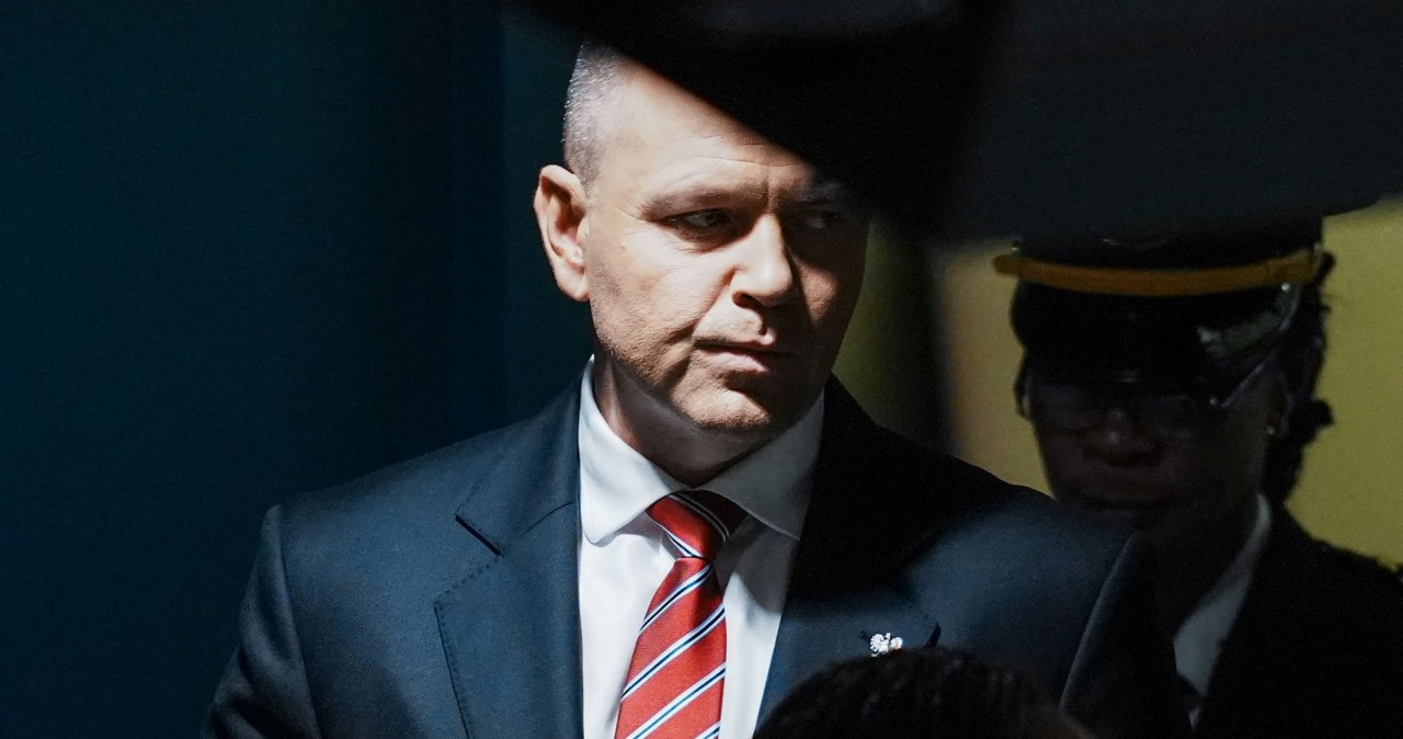 Fotograf Nawrockiego ujawnia, co działo się na Filipinach. Przydacz reaguje