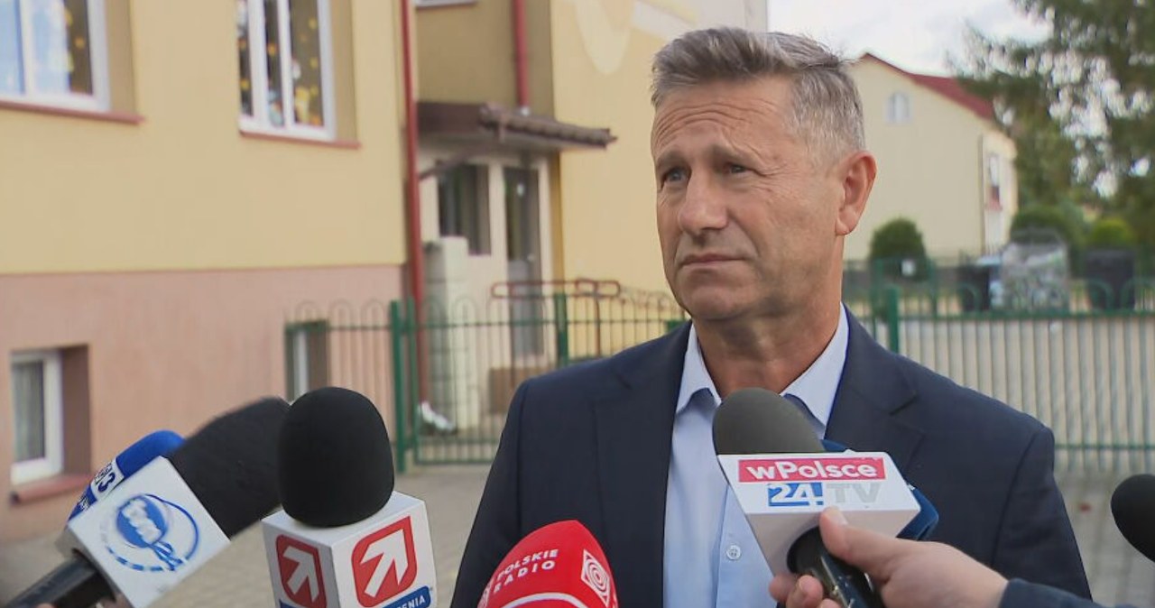 Leszczydół-Nowiny. Dyrektor szkoły zrelacjonował atak. Dziwny zwrot 15-latka Leszczydół-Nowiny. Dyrektor szkoły zrelacjonował atak. Dziwny zwrot 15-latka