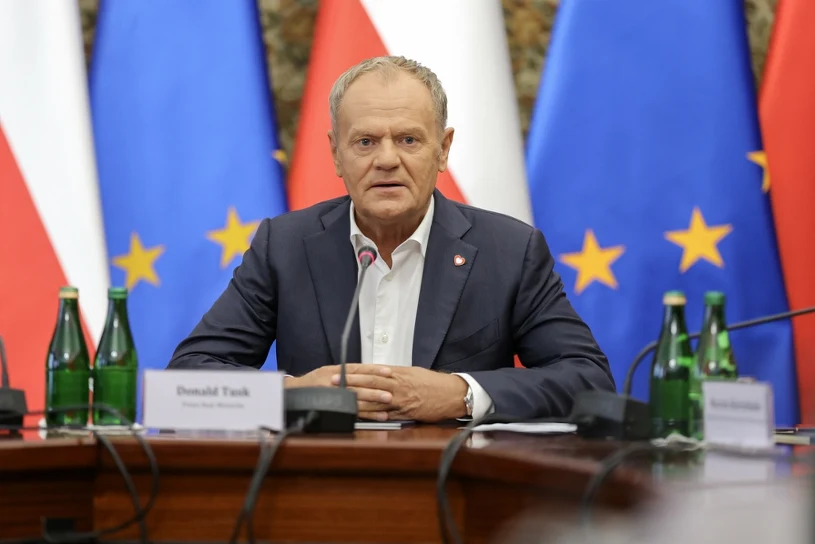 "Przed chwilą odebrałem meldunek". Tusk o sytuacji w szkołach