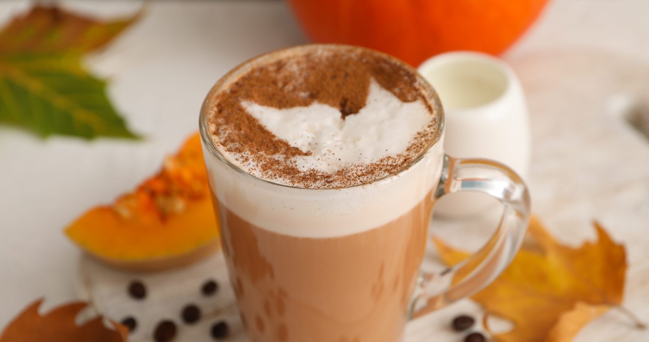 Pumpkin Spice Latte? Zamiast wydawać 25 zł w kawiarni, zrób lepsze w domu