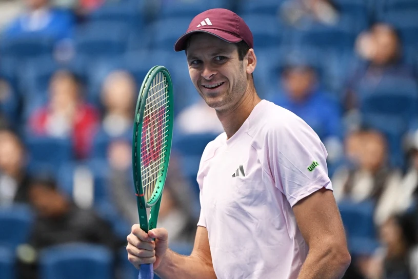 Hurkacz rozbił Djokovicia, a to nie wszystko. ATP ogłasza