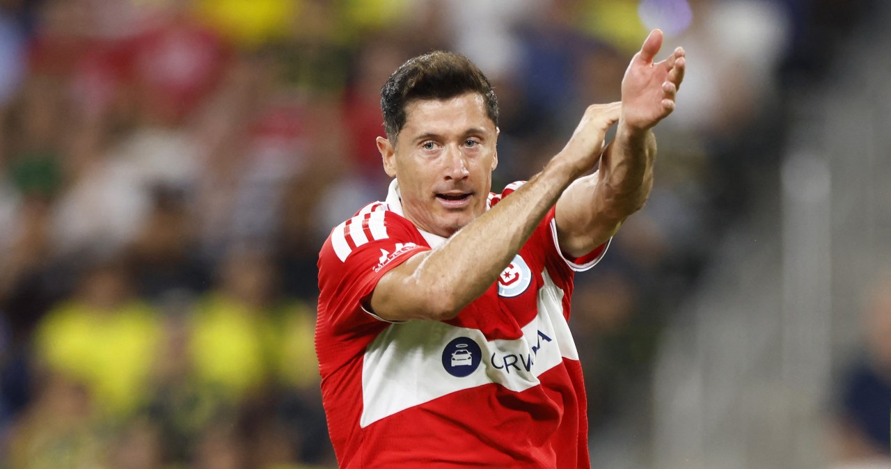 Kolejny mecz Fire, "Lewy" i koledzy pod lupą. Amerykanie boleśnie wytknęli