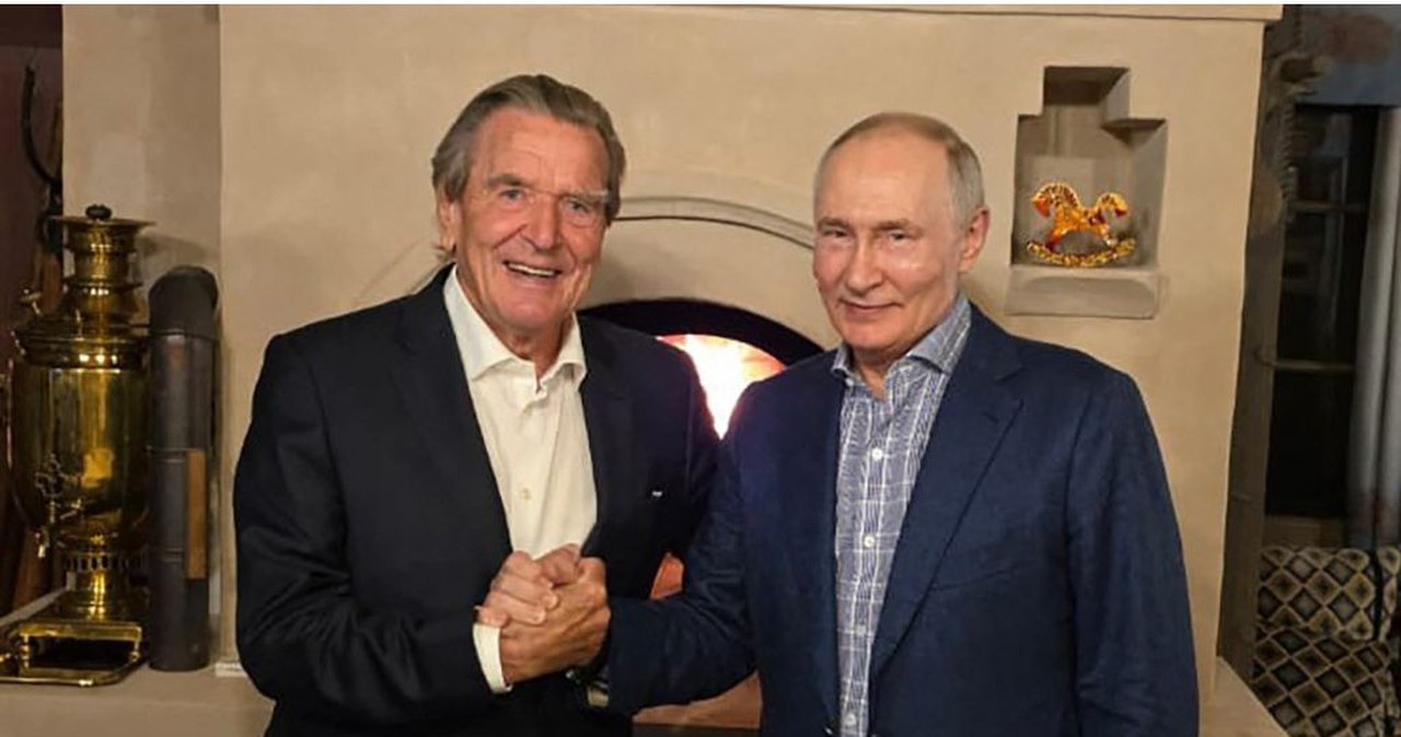 Gerhard Schröder odwiedził Władimira Putina. Media: Pożyteczny idiota Gerhard Schröder odwiedził Władimira Putina. Media: Pożyteczny idiota