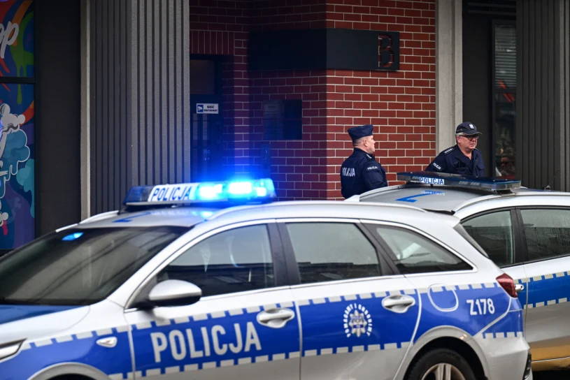 Pięć zarzutów dla 21-latki po ataku nożem. Sąd zdecydował o areszcie