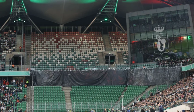 Zamknięty sektor gości na Legii. Dwa protesty piłkarzy Wisły. Są nagrania