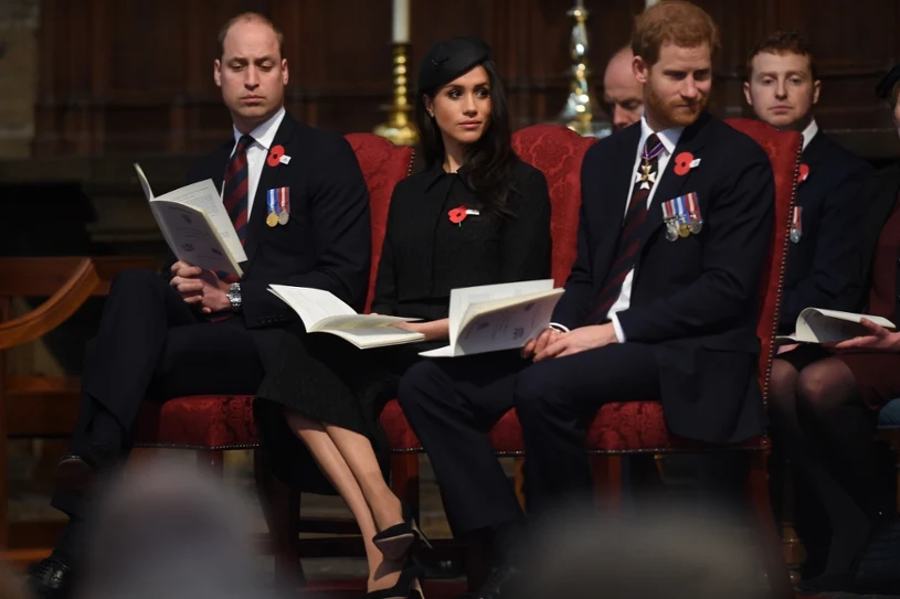 Harry i William wciąż bez kontaktu? Nowe informacje o relacjach braci