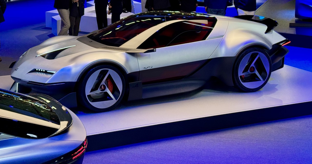 Alpine A310 Vision. Francuzi pokazali nowe wcielenie legendy