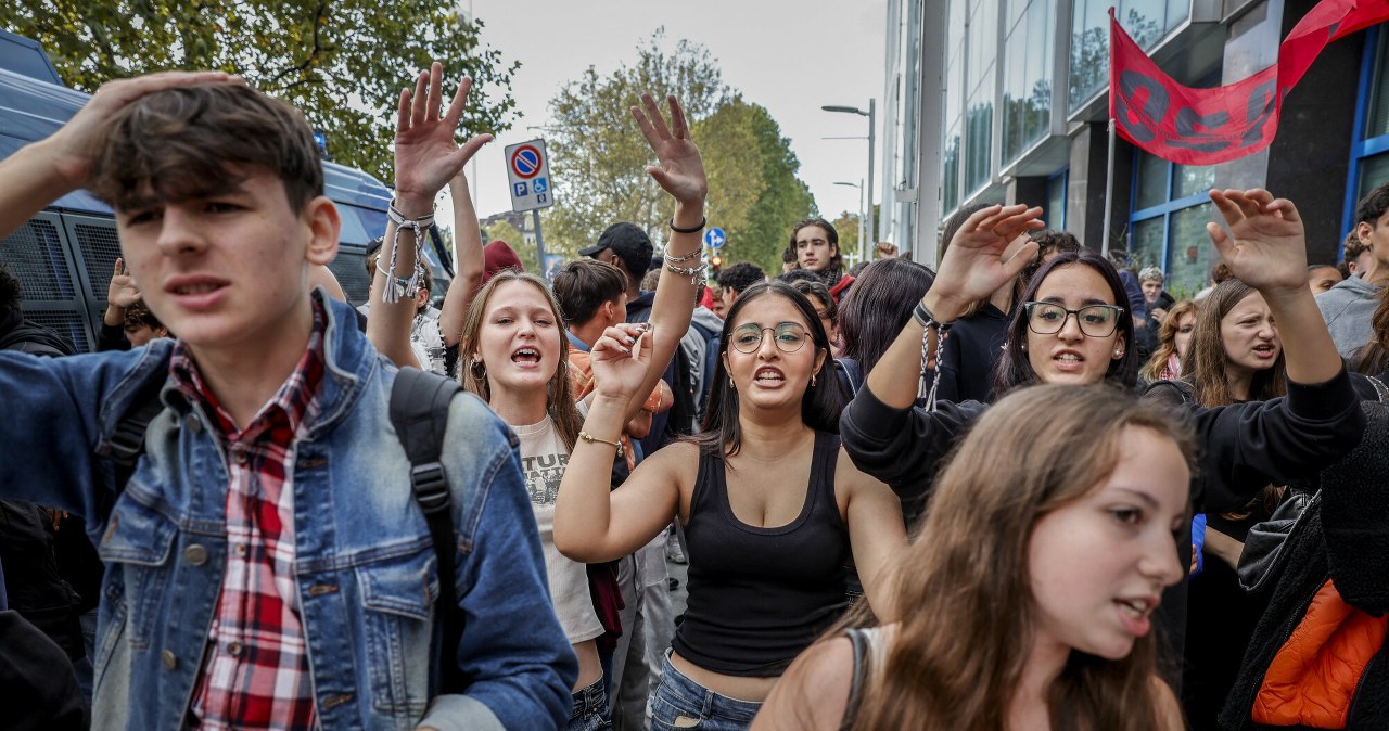 "Ile ty nas kosztujesz?". Włoscy studenci idą śladem Francji