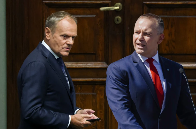 Rząd grzmi o szantażu, Pałac reaguje. "Robimy tych ambasadorów?"