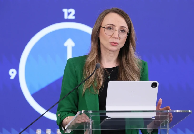 Minister pracy o zmianie czasu. "Każda godzina ma swoją cenę"