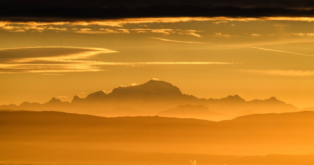 Mont Blanc wyższy o prawie dwa metry. Nowe pomiary w Alpach Mont Blanc wyższy o prawie dwa metry. Nowe pomiary w Alpach