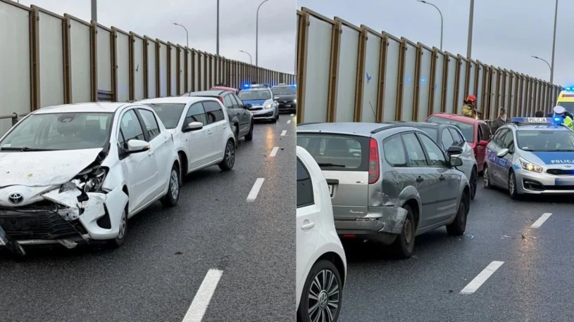 Karambol w Warszawie. Zderzenie kilku samochodów, wśród nich radiowóz