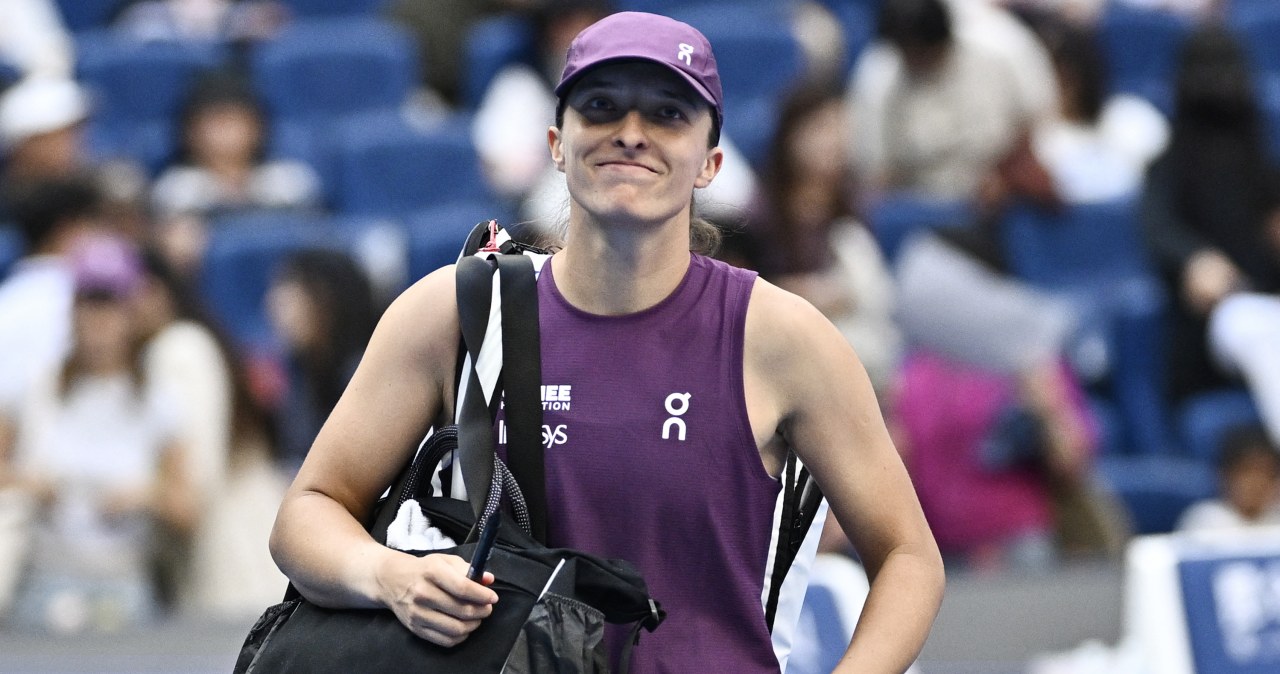 Rybakina nieobecna w Wuhanie. Świątek korzysta. Polka przed "jedynką" WTA