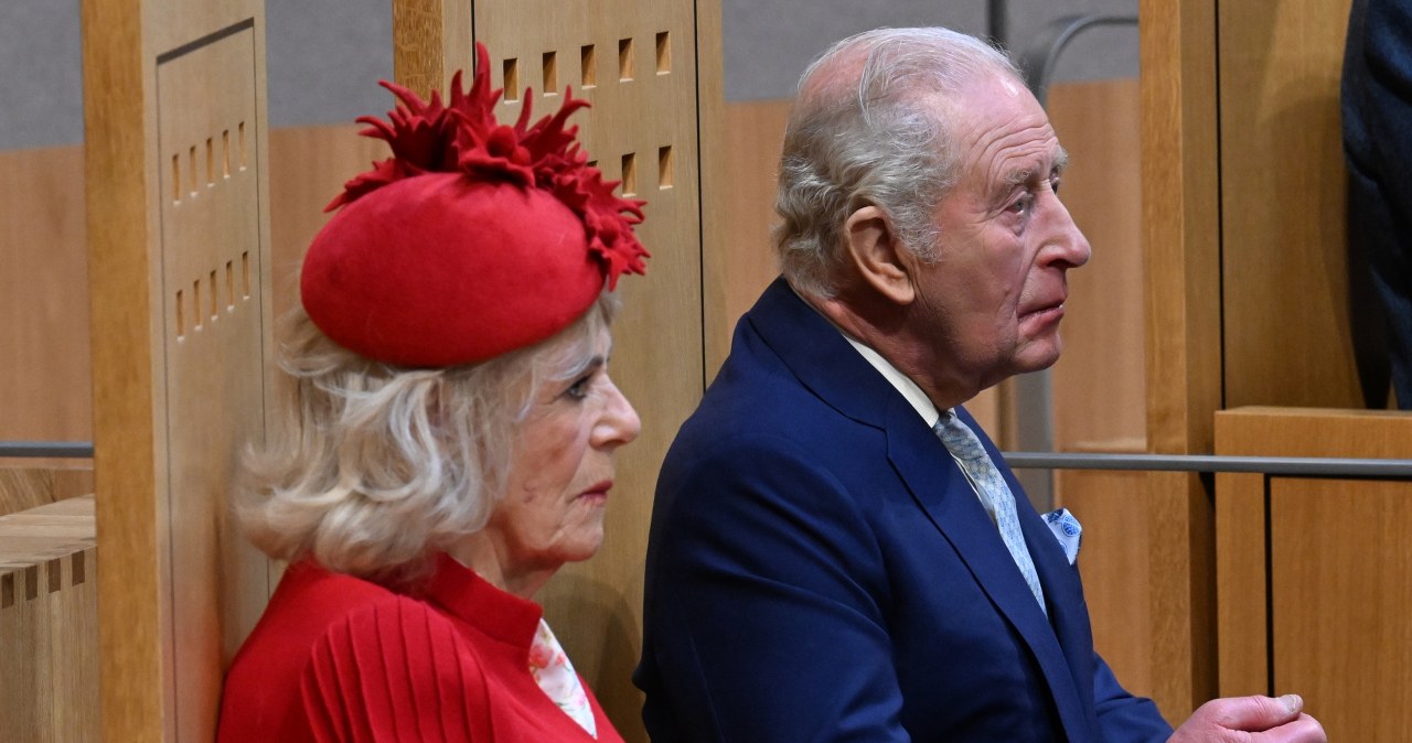 Królewskie wyjście w cieniu Harry’ego i Meghan. Król i królowa zniesmaczeni