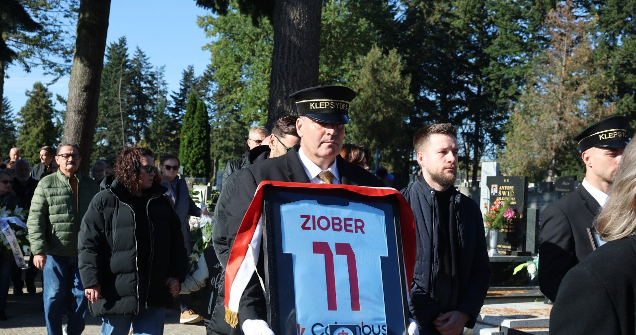 Tłumy na pogrzebie Jacka Ziobera. „Na boisku zachwycał wszystkich”