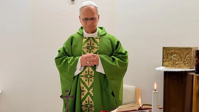 Nowe informacje o zdrowiu Leona XIV. Jest pierwsze zdjęcie po operacji