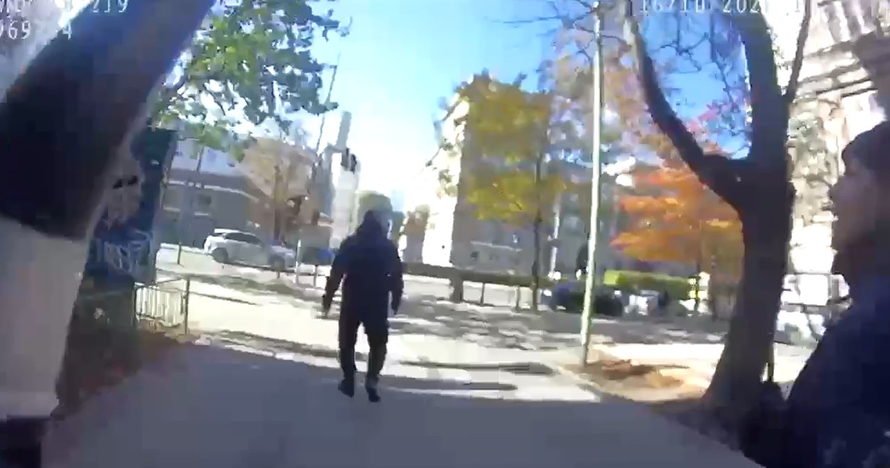 Interwencja w pobliżu Trybunału Konstytucyjnego. Policja pokazała nagrania Interwencja w pobliżu Trybunału Konstytucyjnego. Policja pokazała nagrania