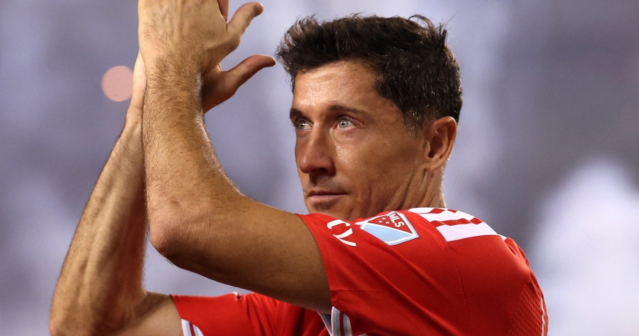 Awans mimo porażki. "Lewy" może świętować. 1 gol zdecydował w Foxborough