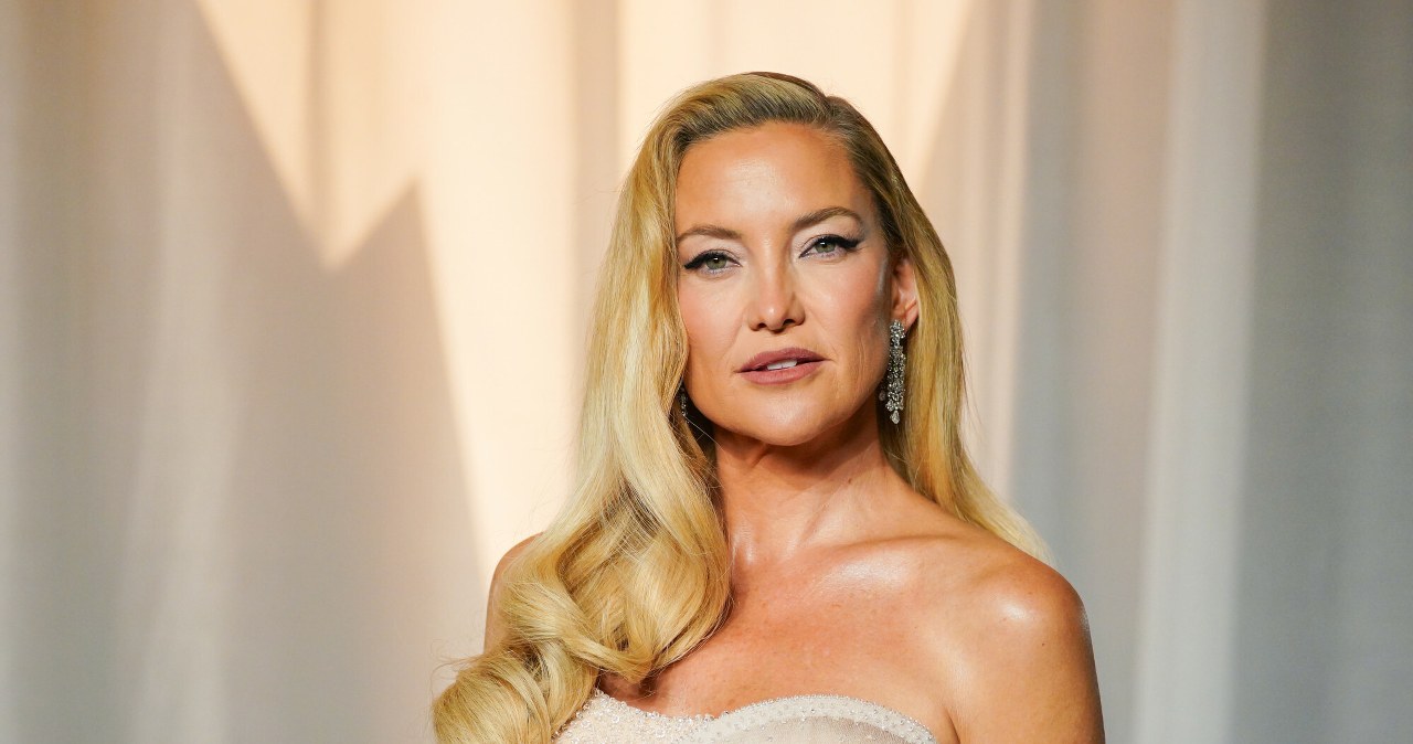 Kate Hudson zachwyca na gali. Postawiła na loki w hollywodzkim stylu