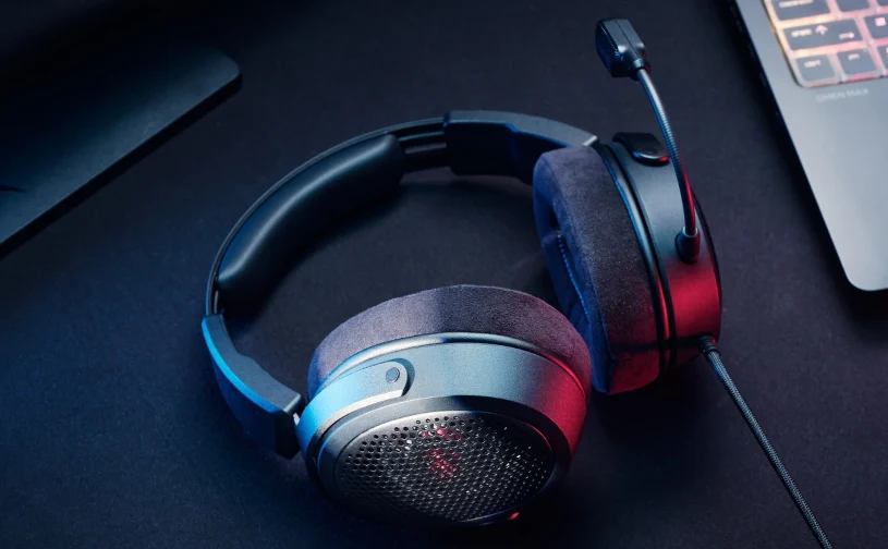 HyperX Cloud Alpha Air - recenzja. Otwarte słuchawki gamingowe, które nie chcą rezygnować z basu