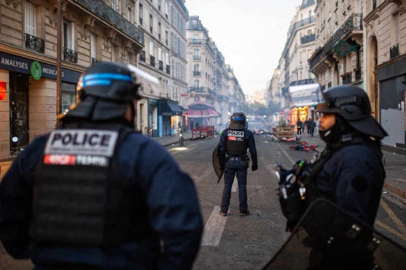 MSZ reaguje na chaos we Francji. Pilny apel do Polaków