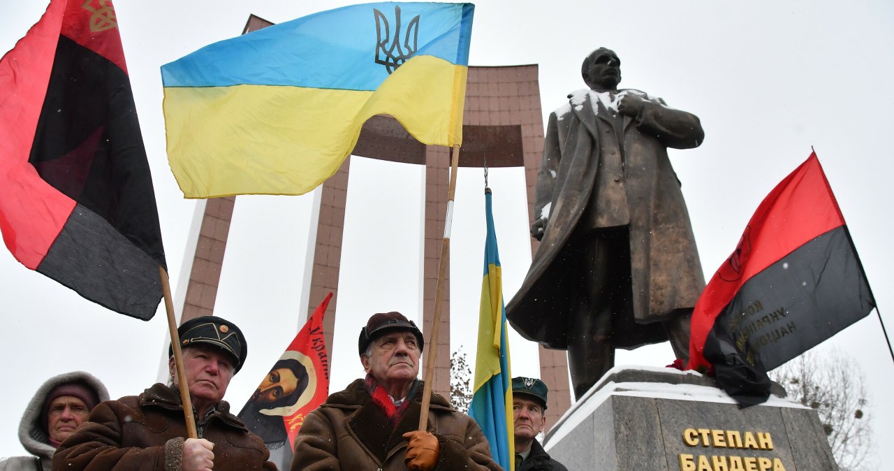 Roman Szuchewycz na sztandarach. Kolejne napięcie na linii Polska-Ukraina Roman Szuchewycz na sztandarach. Kolejne napięcie na linii Polska-Ukraina