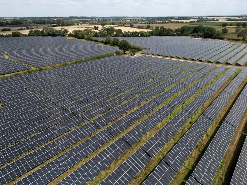 To jedna z największych farm fotowoltaicznych w Europie. Powstaje w Polsce