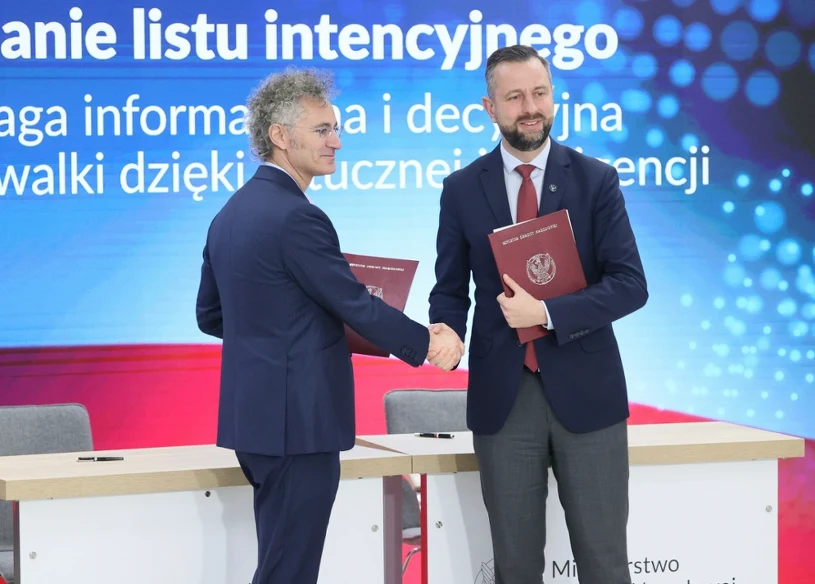 Tajne ustalenia z Palantirem. Na jaw wyszła umowa z resortem