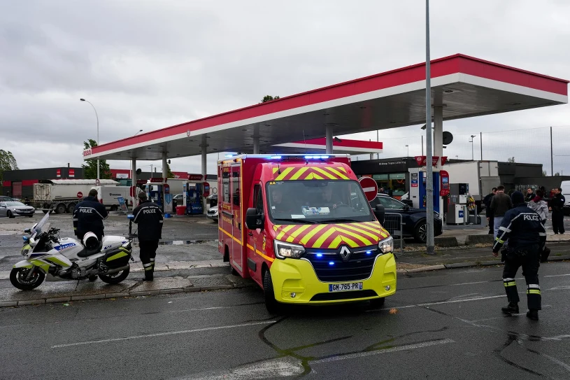 Otworzył ogień z auta do przechodniów. Brutalny atak we Francji