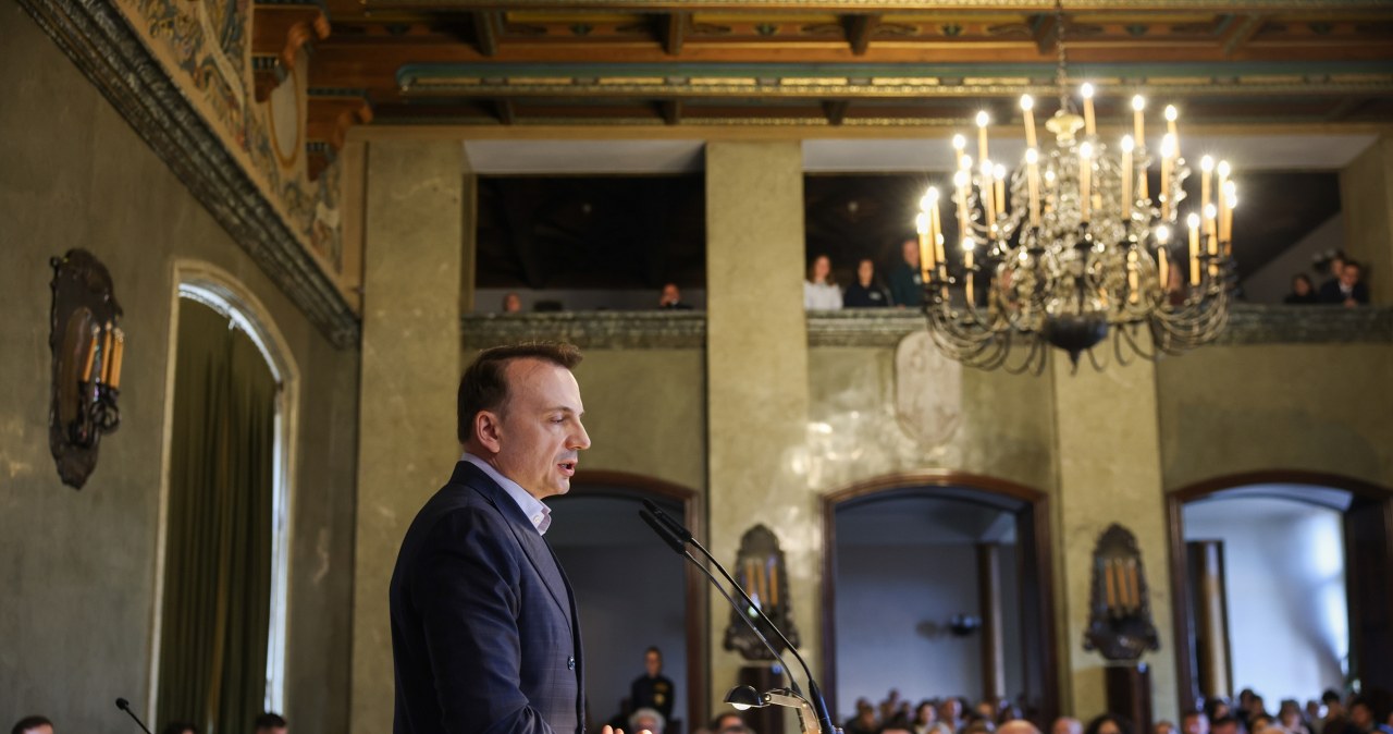 W budżecie Krakowa brakuje 390 mln zł. Gibała ujawnił największe braki
