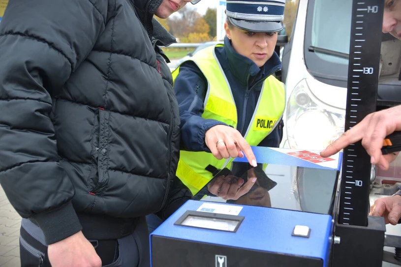 Dziś "polecą" dowody. Policja rusza z akcją wycelowaną w starsze auta