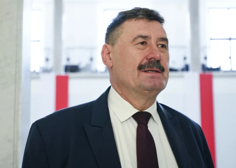"Trzeba się przyznać i przeprosić". Poseł Bartosik zamieścił w sieci wpis