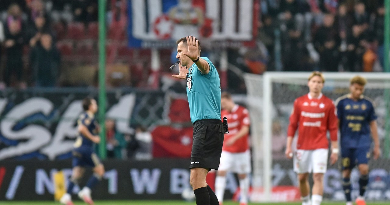 Kontrowersje w meczu Wisły Kraków. Decydujący gol w 100. minucie