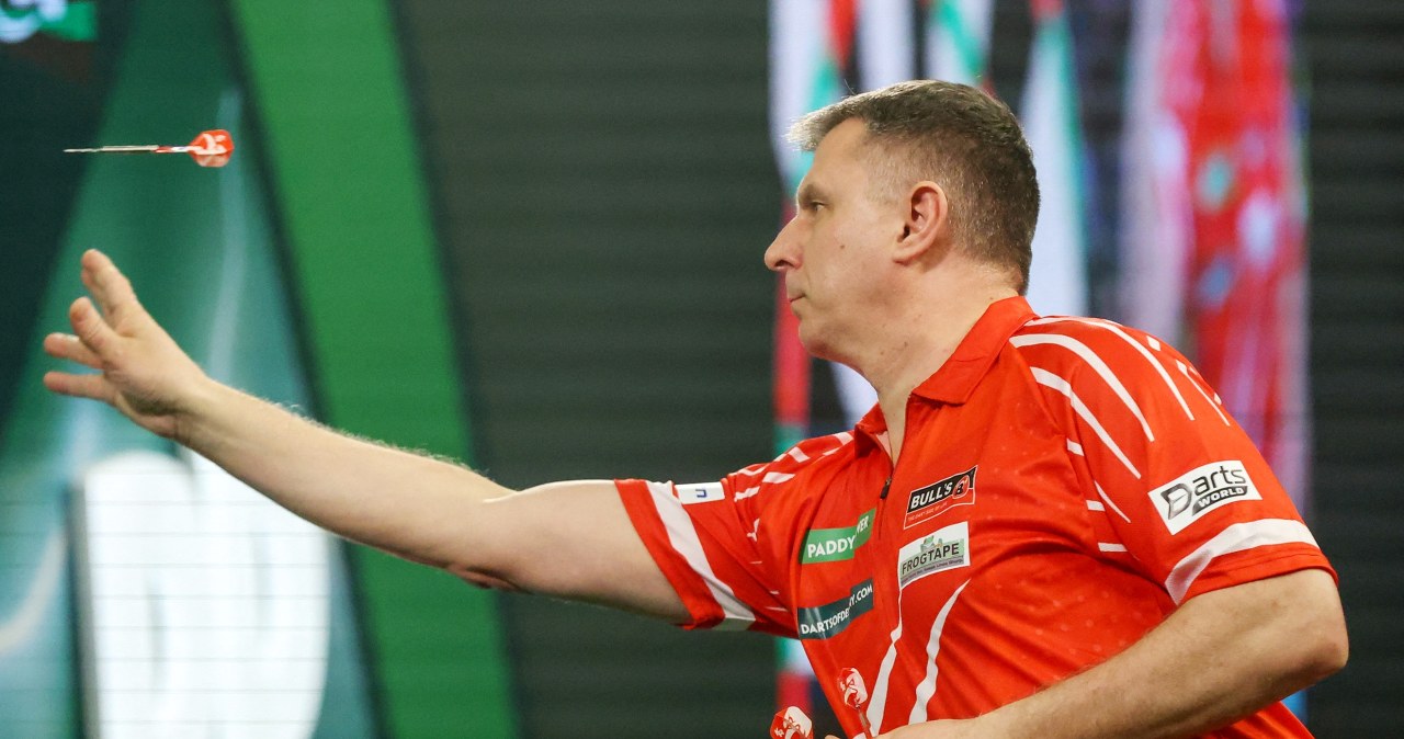 Ratajski zadziwił świat darta, Littler pokonany. Polak w półfinale ME