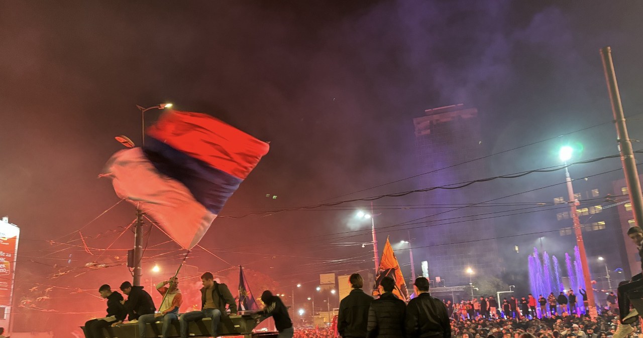 Belgrad wpadł w euforię. "Ekipę Vučicia powsadzać do więzień"