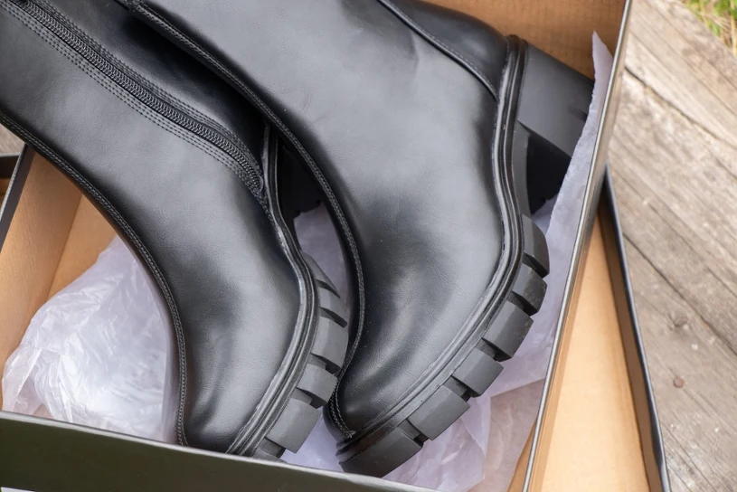 Skórzane buty pękają? Można temu zapobiec